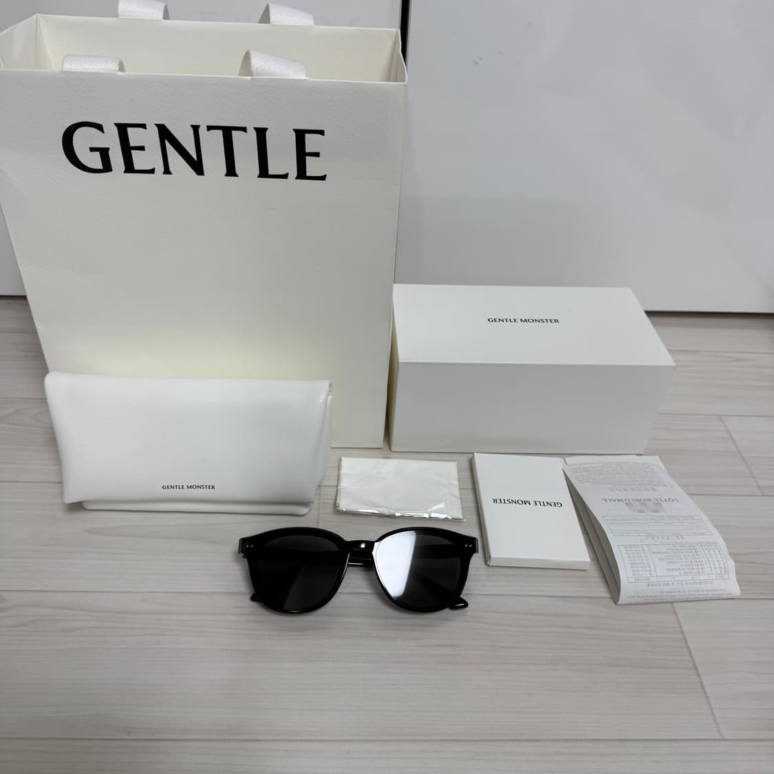 젠틀몬스터 제이드 01 새상품 상품이미지1