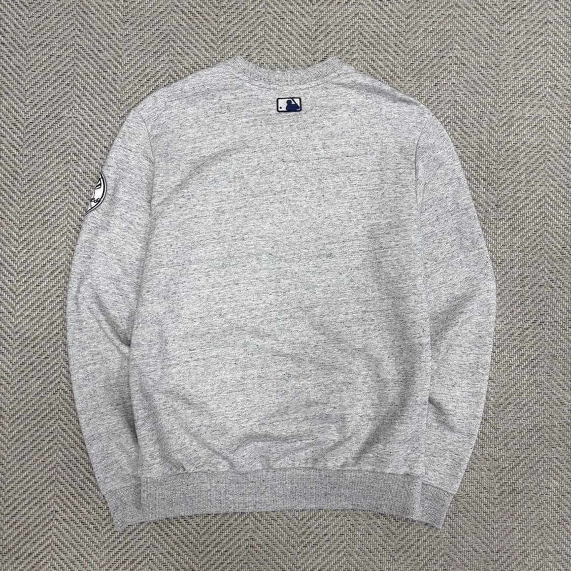 mlb 양키즈 맨투맨 v1320 상품이미지2