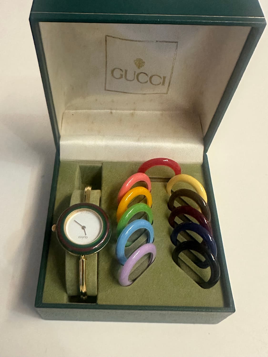 구찌 베젤링 시계 상품이미지4