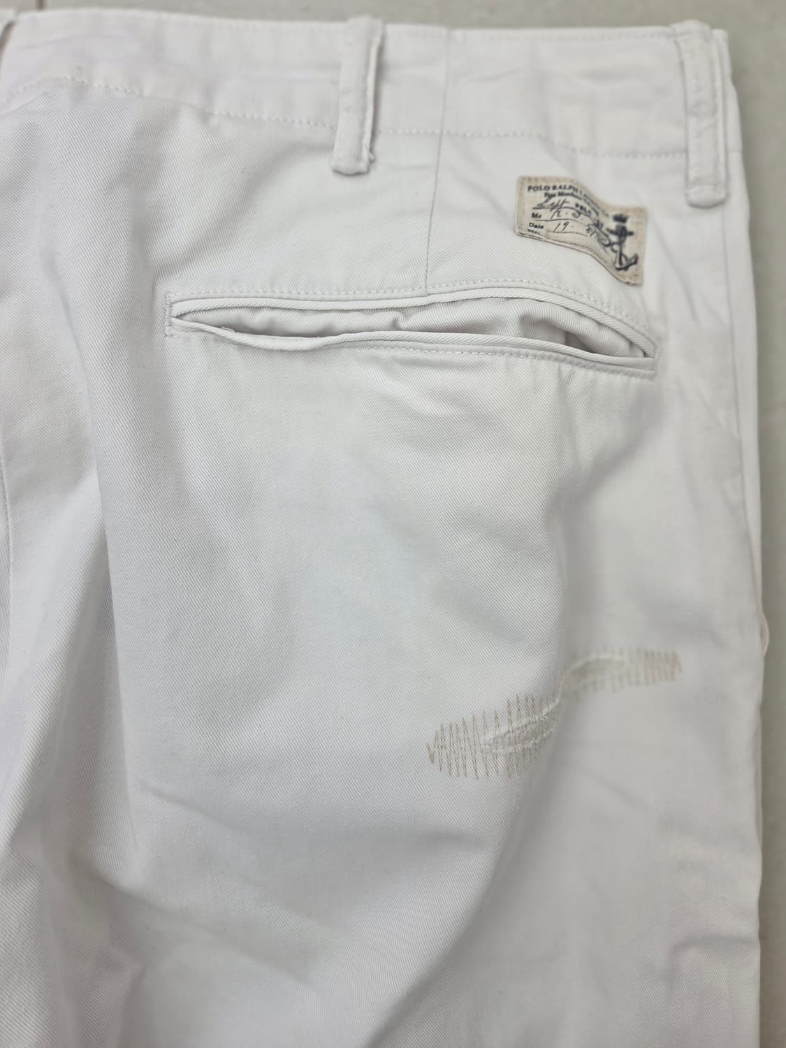 폴로 랄프로렌 디스트레스트 화이트 팬츠 상품이미지7