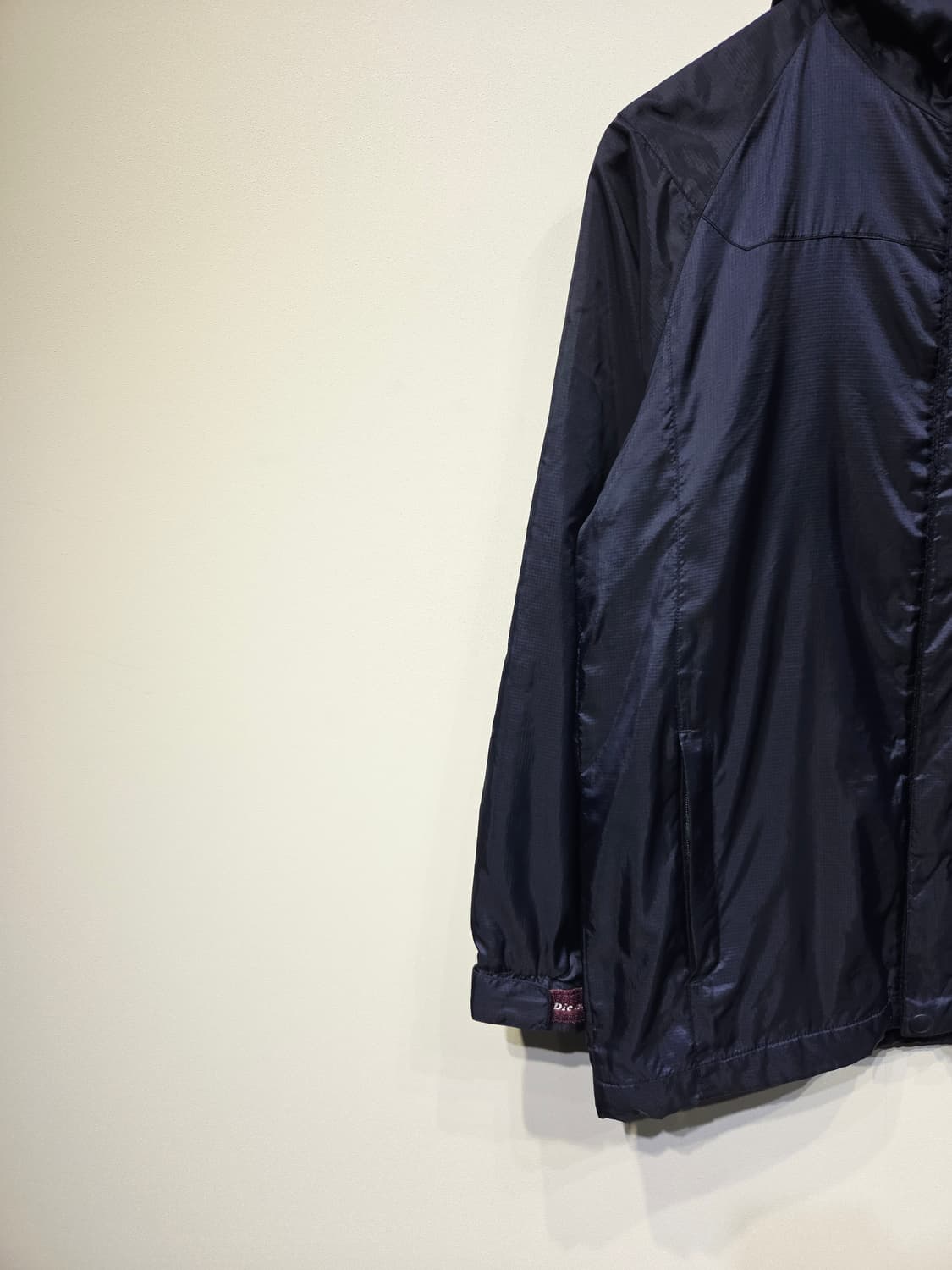 디키즈(Dickies) 네이비 나일론 바람막이 자켓 상품이미지3