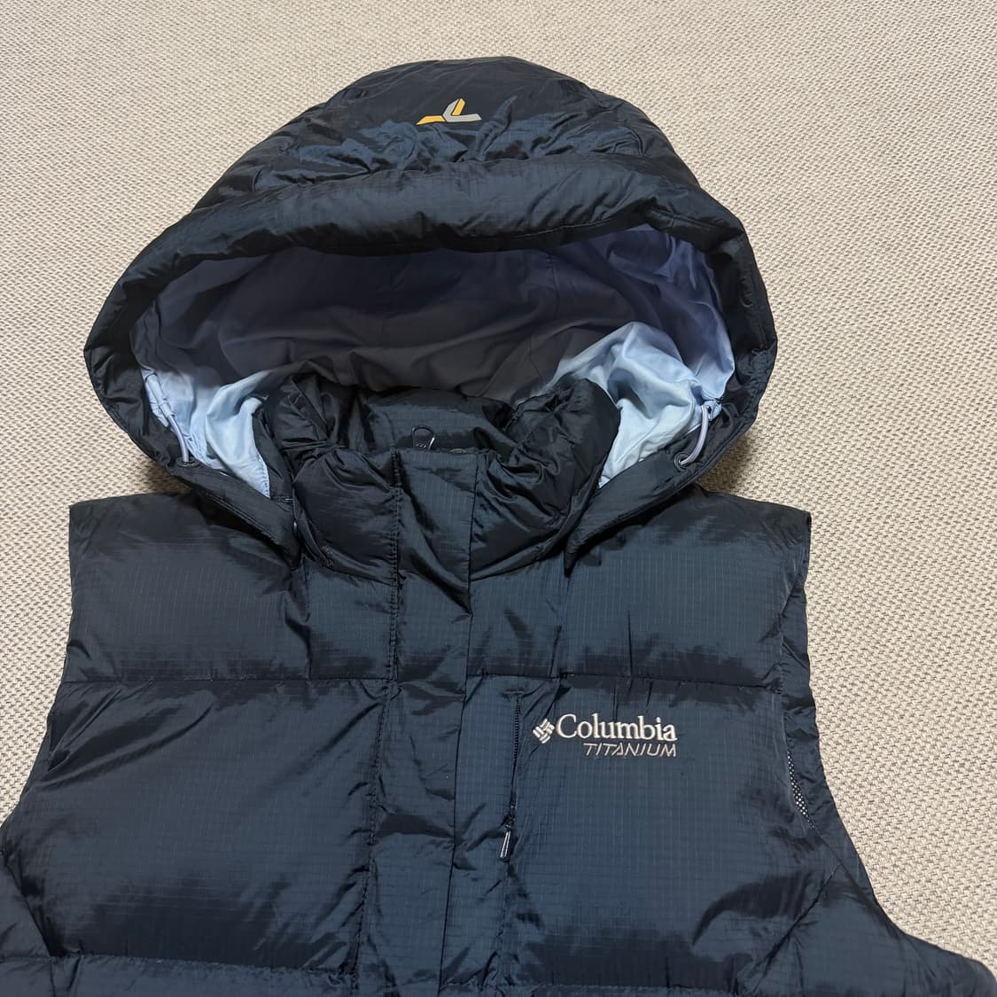 컬럼비아 티타늄 옴니히트 패딩조끼 상품이미지3