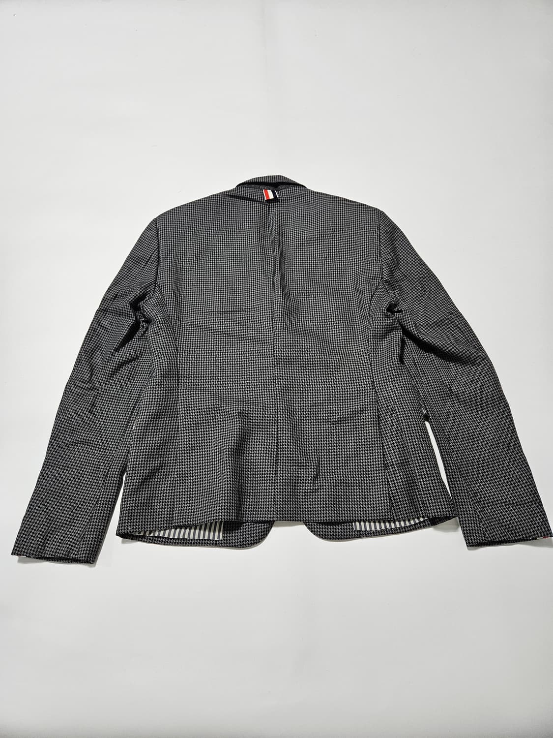 톰브라운 하운드투스 체크 자켓[0] 상품이미지5