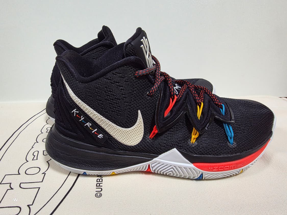 나이키 카이리 5 프렌즈 블랙 [255mm] 상품이미지1