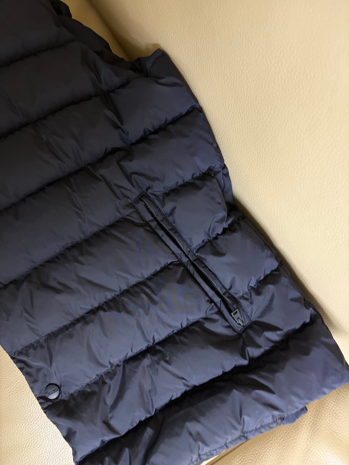 HERNO 남성 패딩 조끼 네이비 54 상품이미지4