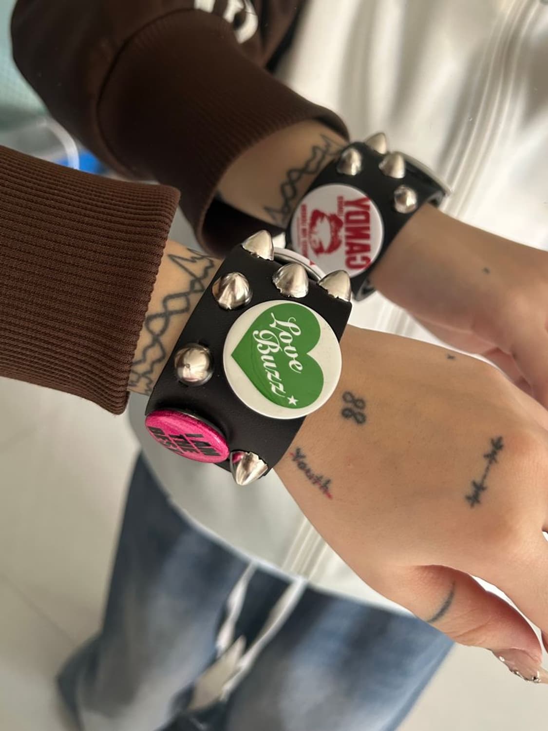 STUDS BADGES BRACELET 스터드 배지 팔찌 상품이미지1