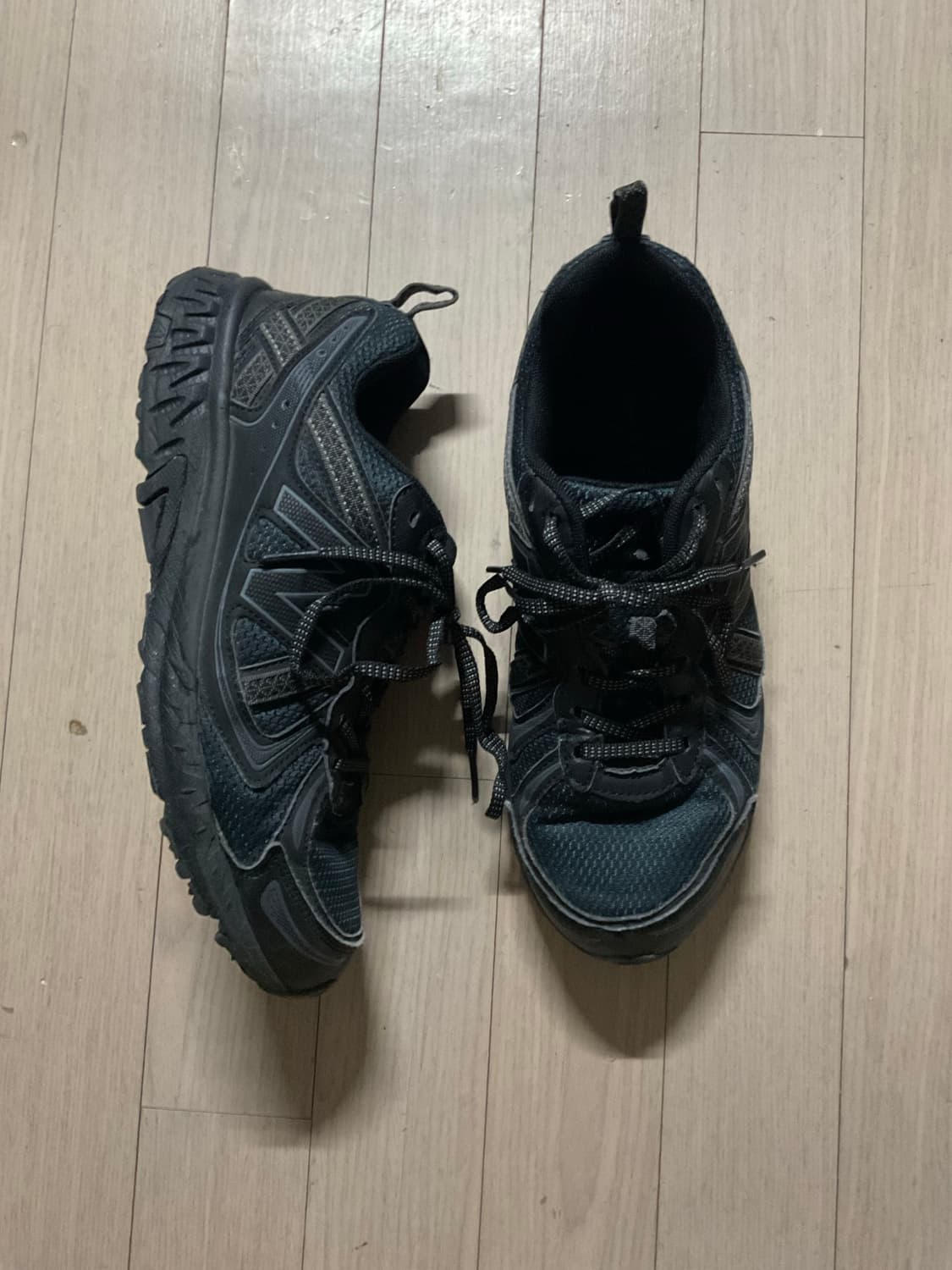 뉴발란스 410v5 올검 275 상품이미지1