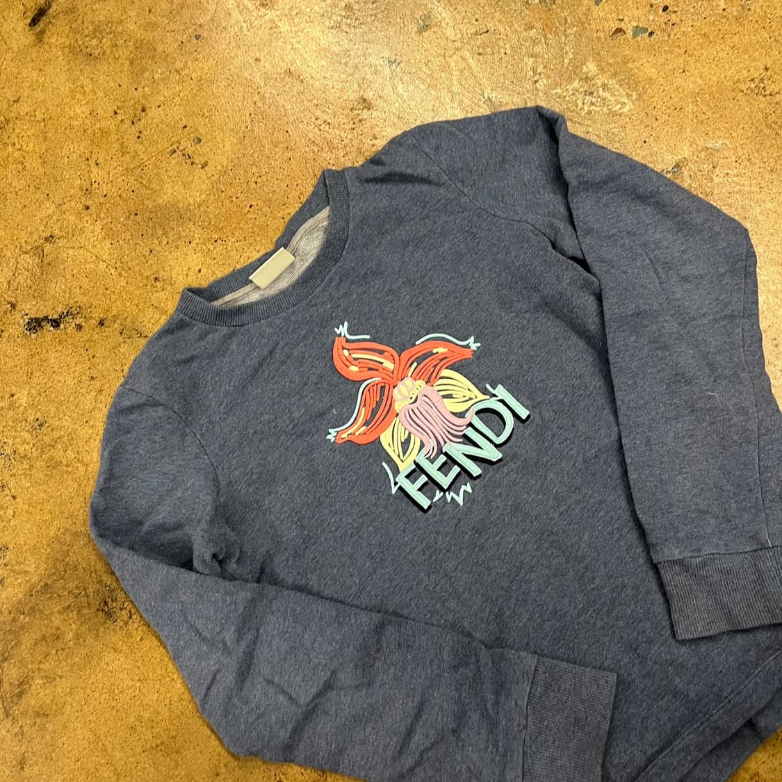 [정품] 펜디 키즈 플라워 프린팅 맨투맨 네이비 b16 상품이미지1