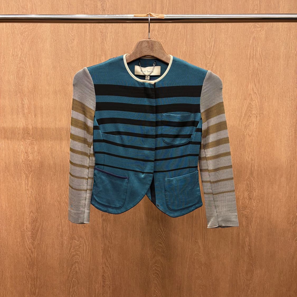 폴스미스 라운드넥 자켓 스트라이프 배색 패치워크 디테일 블루 상품이미지2