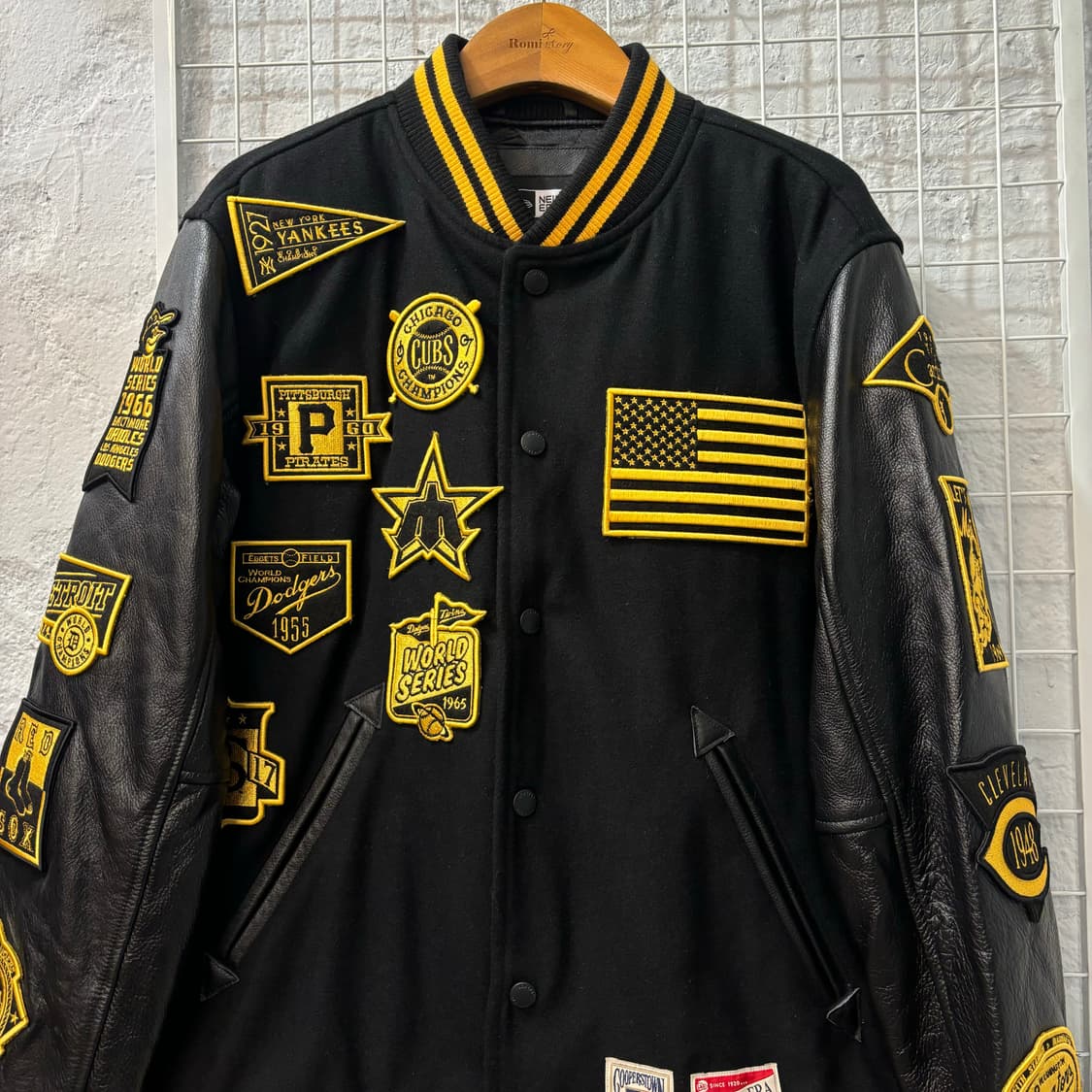 뉴에라 쿠퍼스 타운 컬랙션 블랙 레더 울 바시티 자켓 L 상품이미지4