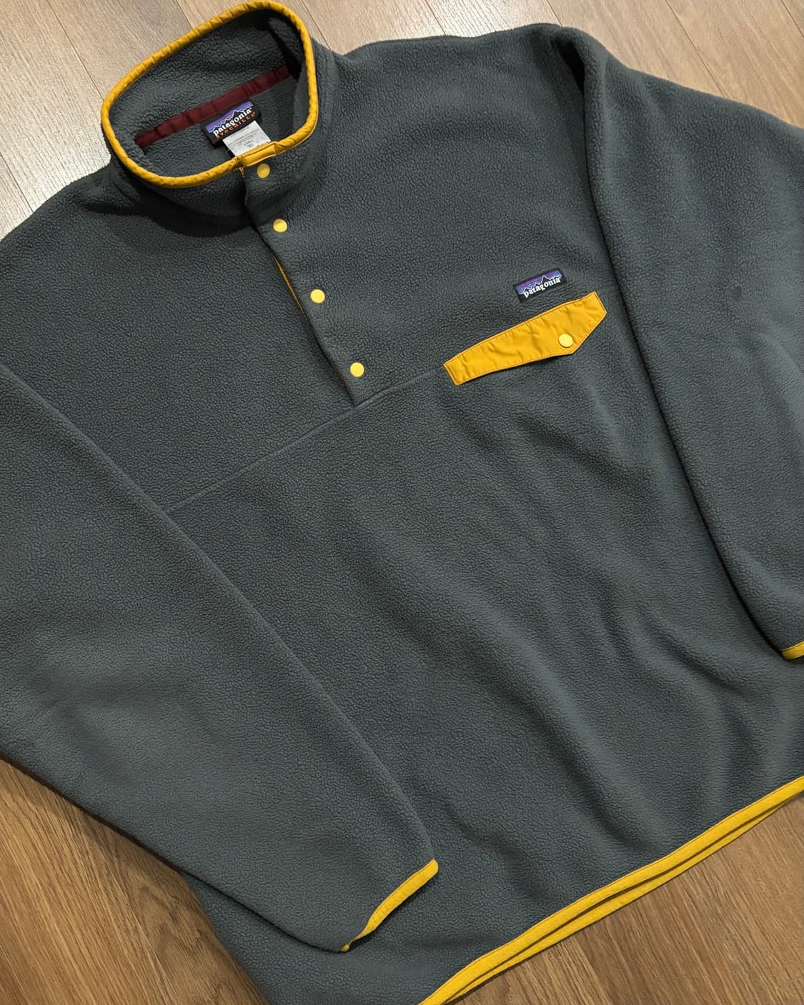 파타고니아 헤비웨이트 신칠라 그레이/옐로우 XL 사이즈 상품이미지3
