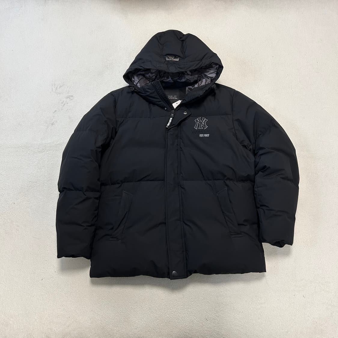 MLB Yankees Puffer Jacket 상품이미지4