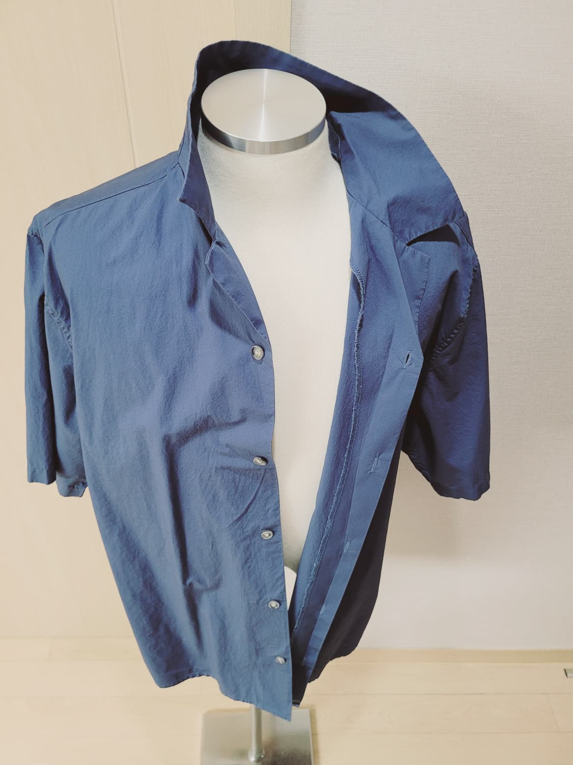 디자인유나이티드 DESIGN UNITED 남자 반팔 셔츠 110 딥블루  상품이미지7