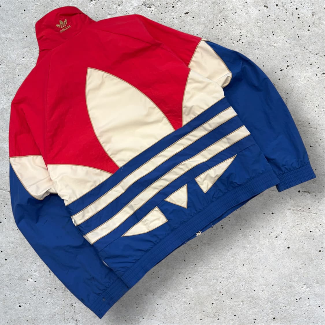 [L] 아디다스 빅로고 올드스쿨 바람막이 레드/블루 B542 상품이미지2