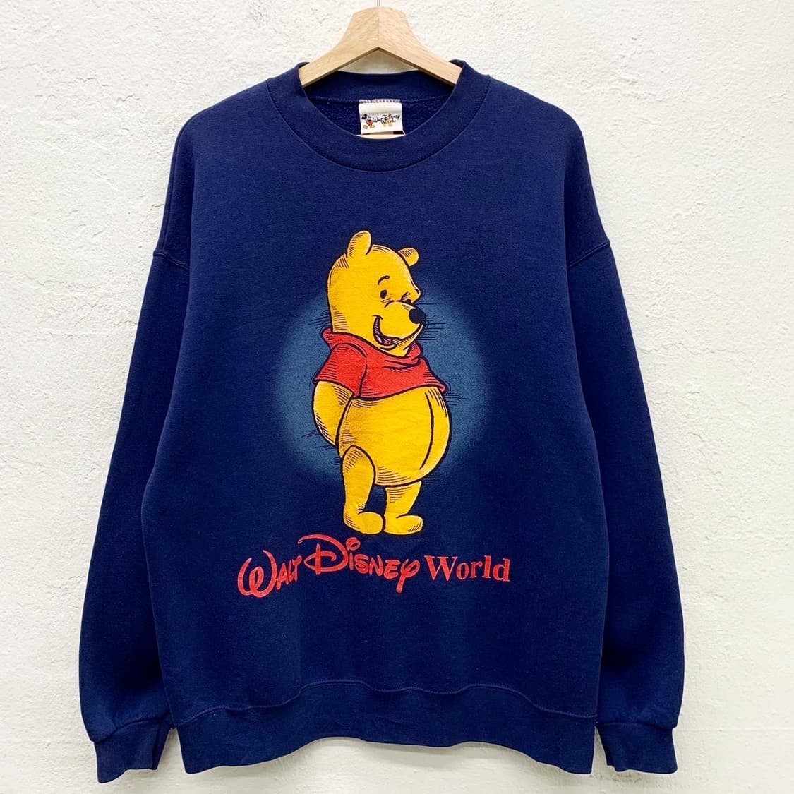 디즈니 네이비 곰돌이 푸 빅프린팅 스웻셔츠 상품이미지2