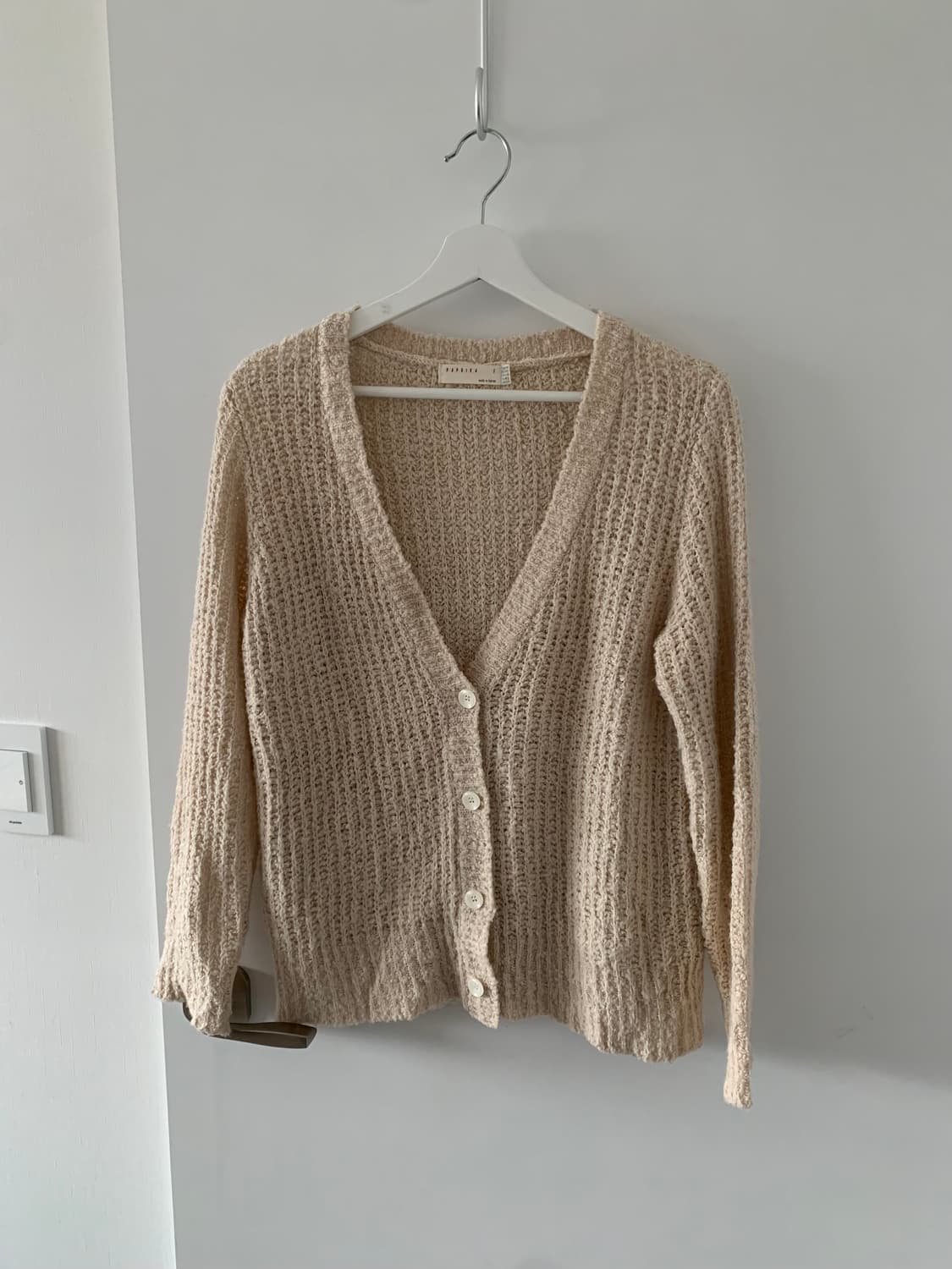 베이지 니트 가디건 상품이미지1