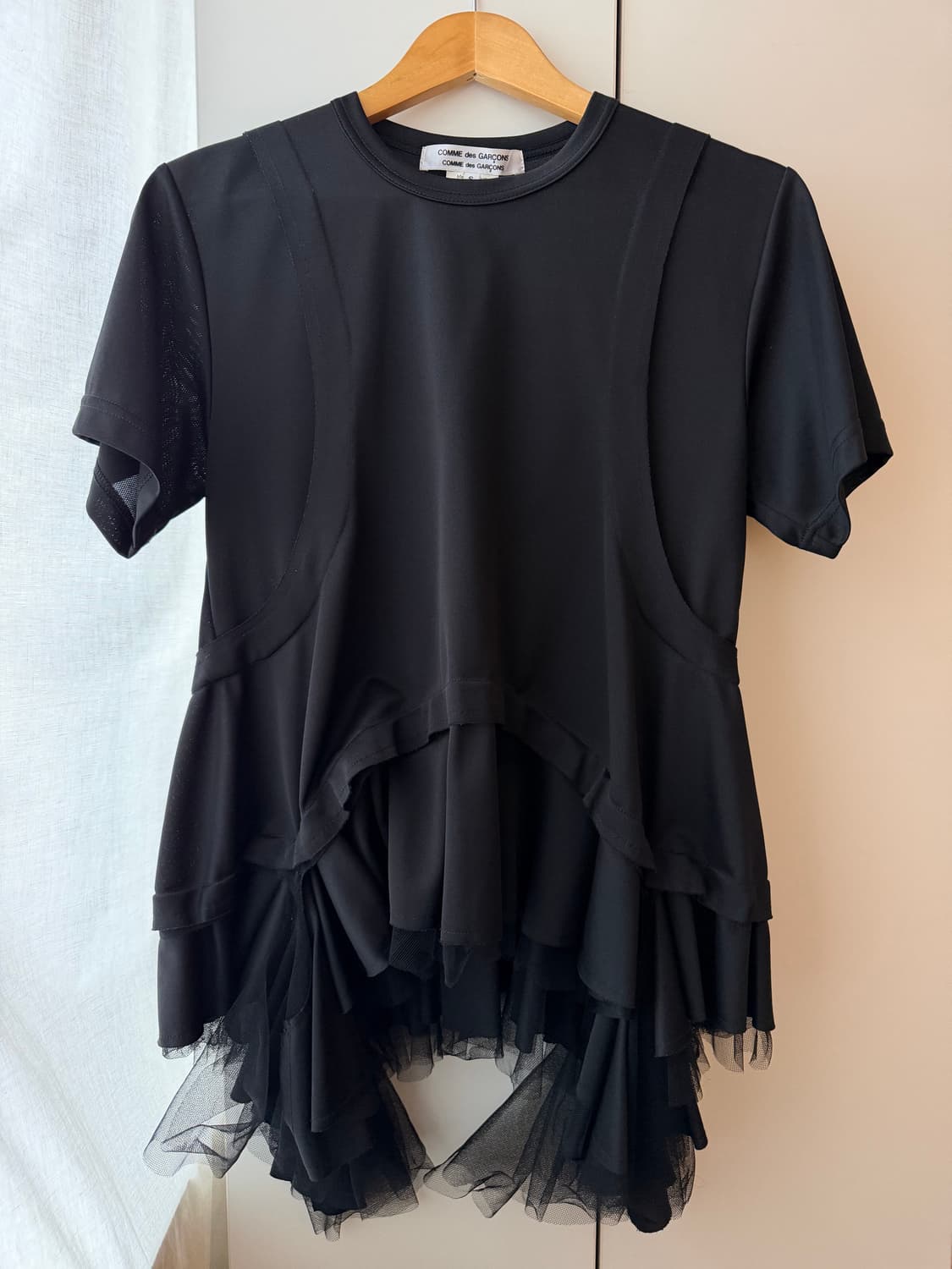 Comme Des Garcons Black Ruffled T Shirt 상품이미지1