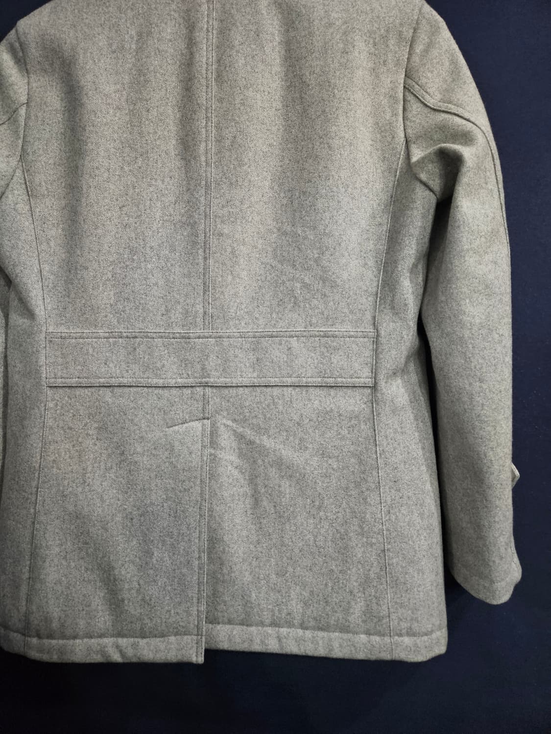 버버리 블랙라벨 아이보리 남성 슬림핏 95 반코트 자켓  상품이미지9