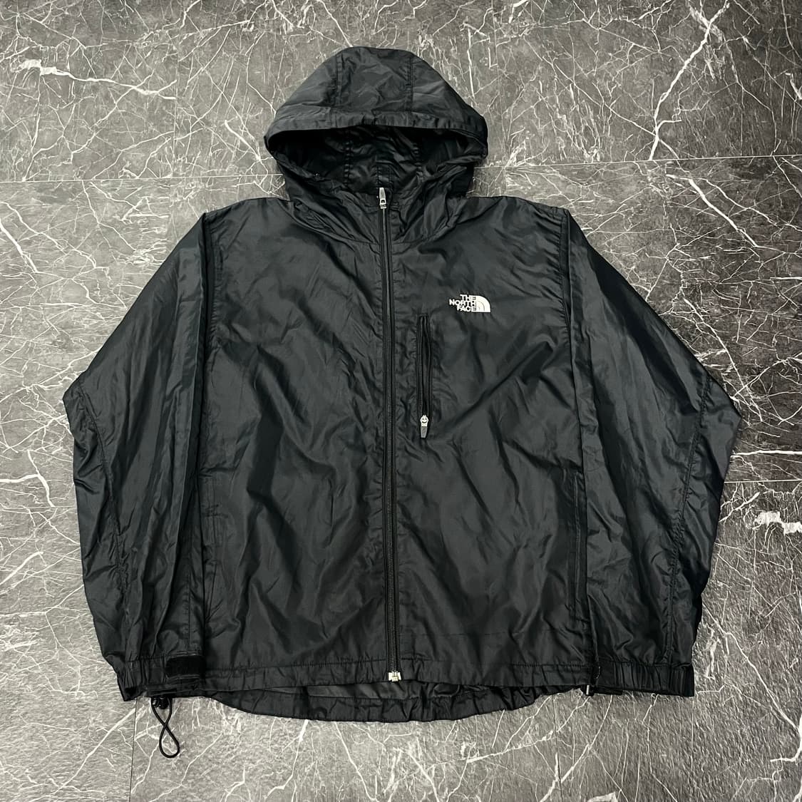 노스페이스 비대칭 지퍼 테크니컬 소프트 바람막이 자켓 상품이미지2