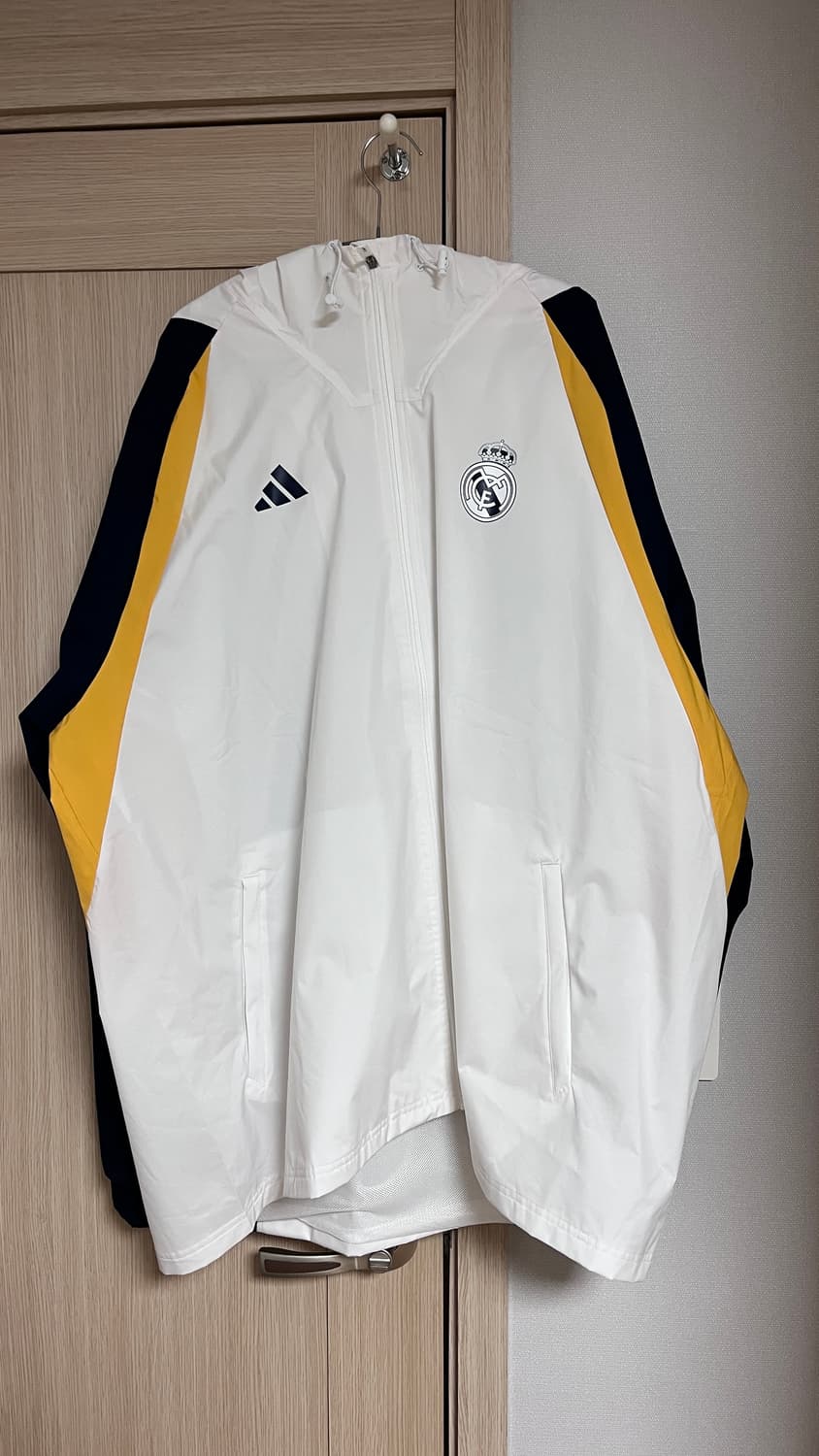 레알마드리드23-24자켓 상품이미지1