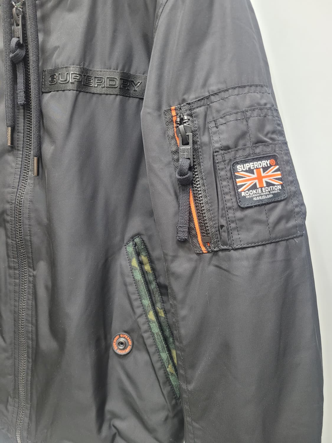 SUPRE DRY슈퍼드라이 루키 플라이트 봄버 자켓 / 남 S
 상품이미지5