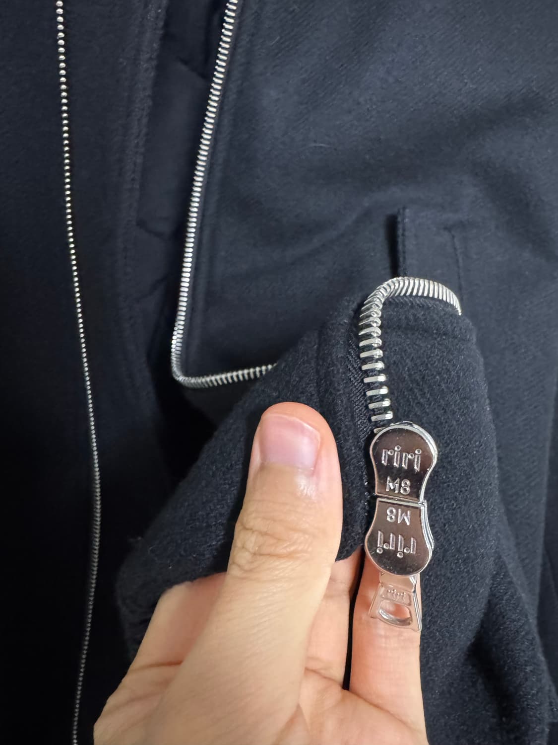 드리스반노튼 백지퍼 봄버 상품이미지6