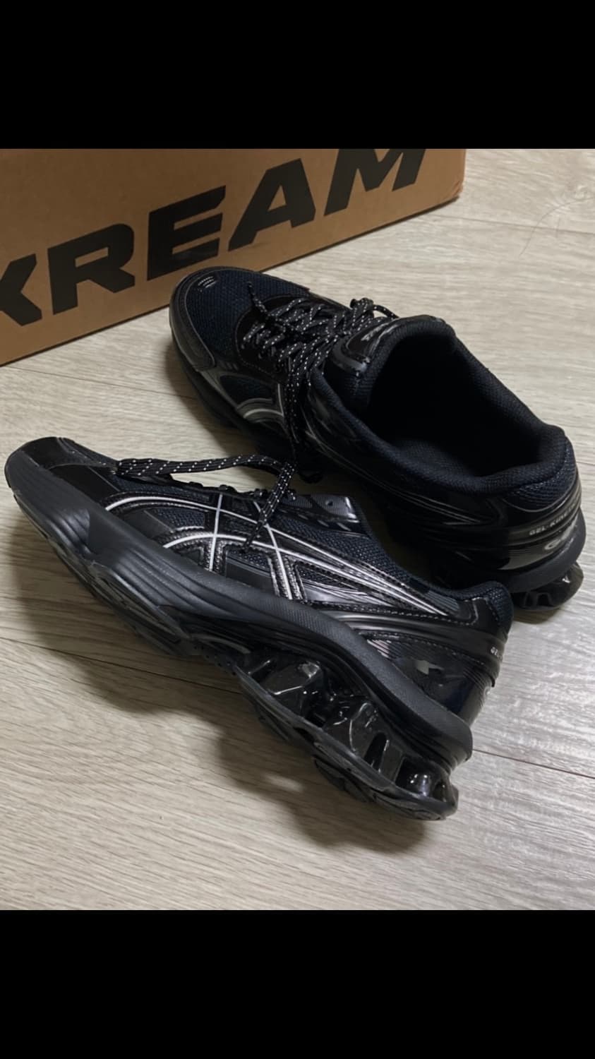 아식스 젤 키네틱 플루언트(새상품) 260 블랙 퓨어 실버 색상 상품이미지1