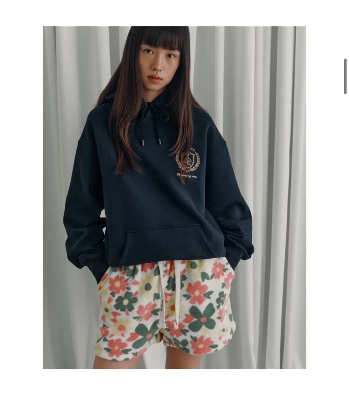 시엔느 플라워패턴 반바지  (후리스재질) 새제품 상품이미지3