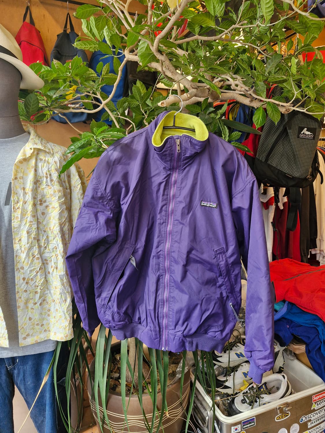 Z-486 파타고니아 쉘드 신칠라 봄버 웜업 자켓  상품이미지1