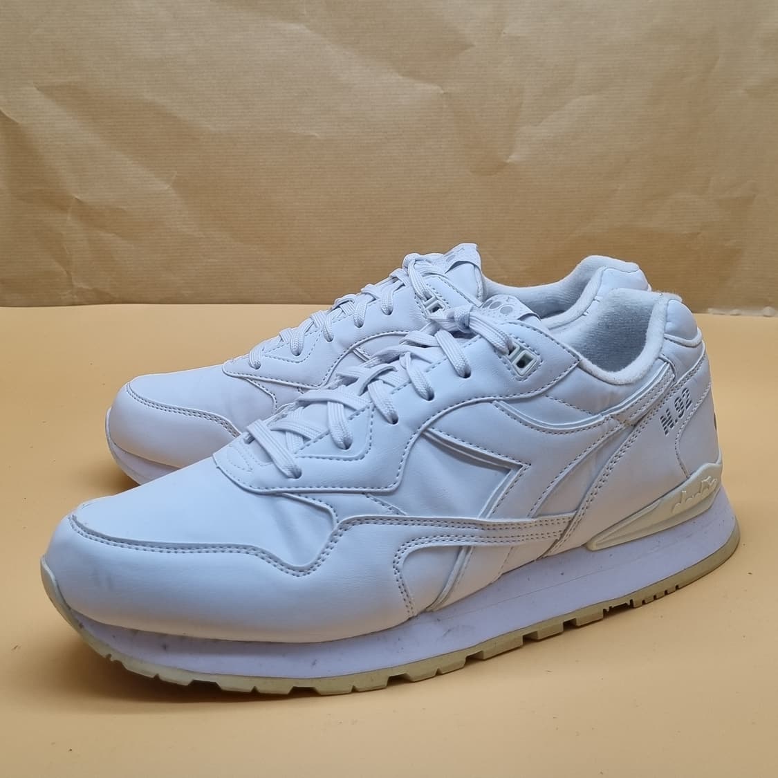 디아도라 N.92 남성운동화270  상품이미지1