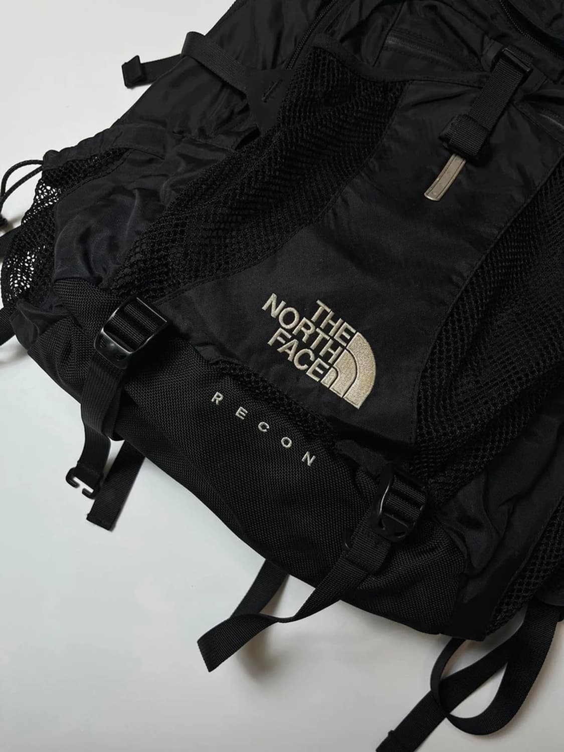 노스페이스 RECON 30L 골드윈 고프코어 백팩 Q1324 상품이미지3