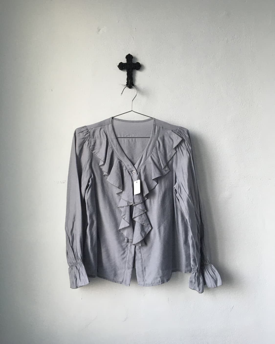 ruffle silver blouse 상품이미지2