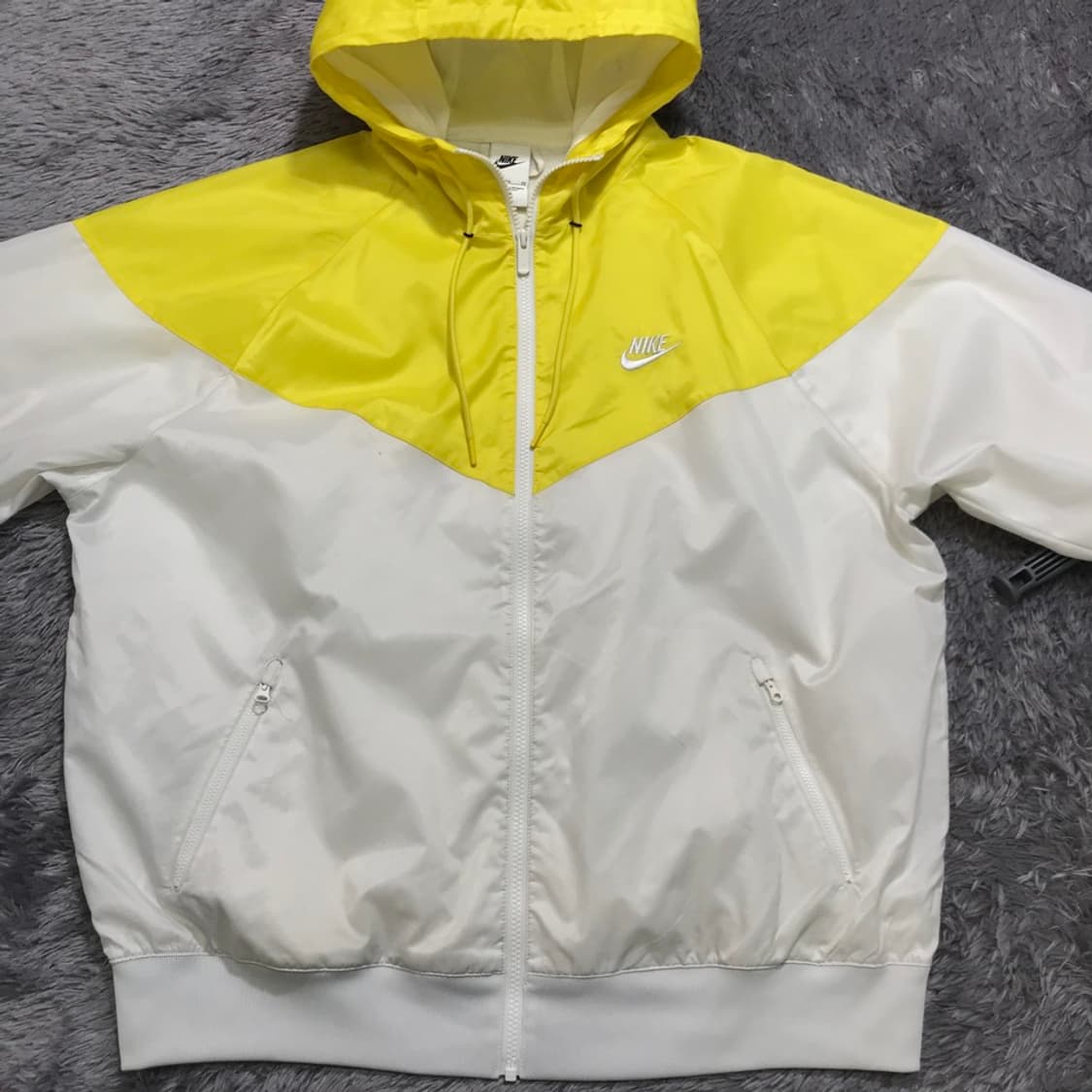 [[XL,25년,A급] 나이키(NIKE) 옐로우 후드 윈드러너#381 상품이미지2