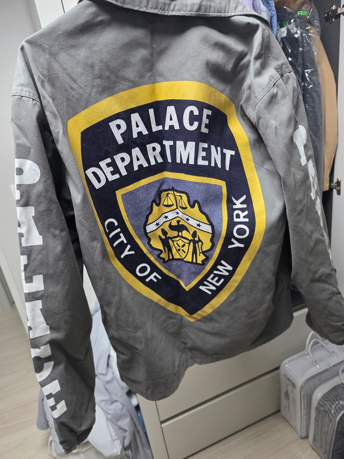 PALACE 팔라스 14SS NYPD 디파트먼트 자켓 라지사이즈  상품이미지1