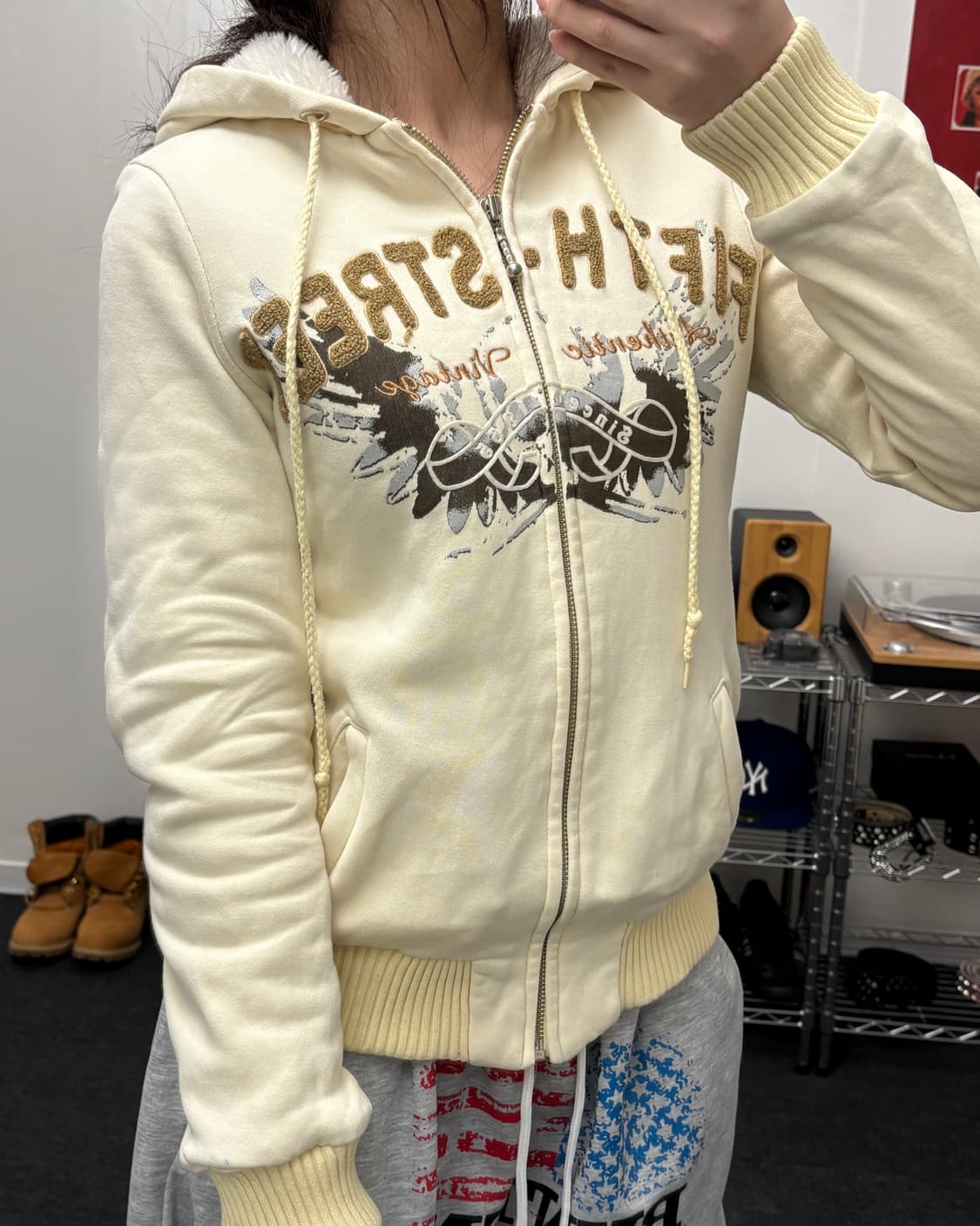 올드 빈티지 울프죠 후드집업 아이보리 상품이미지2