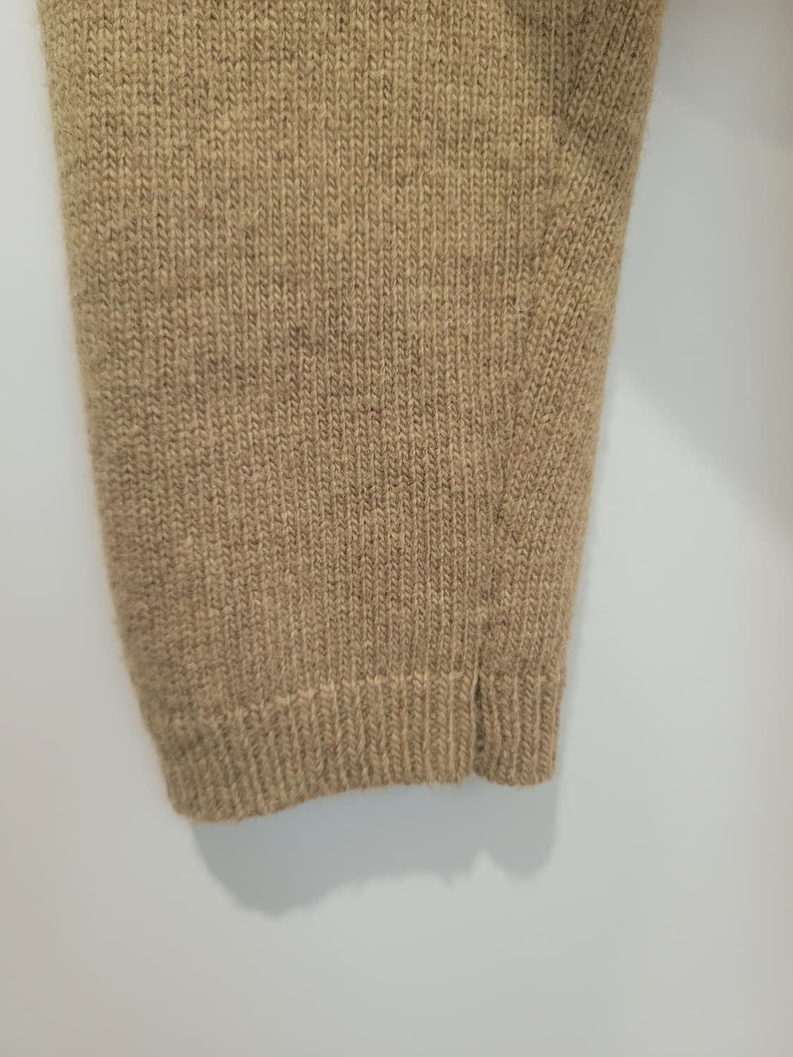 25FW 커버낫 우먼 울 블렌드 크롭 가디건 Olive S사이즈 상품이미지6