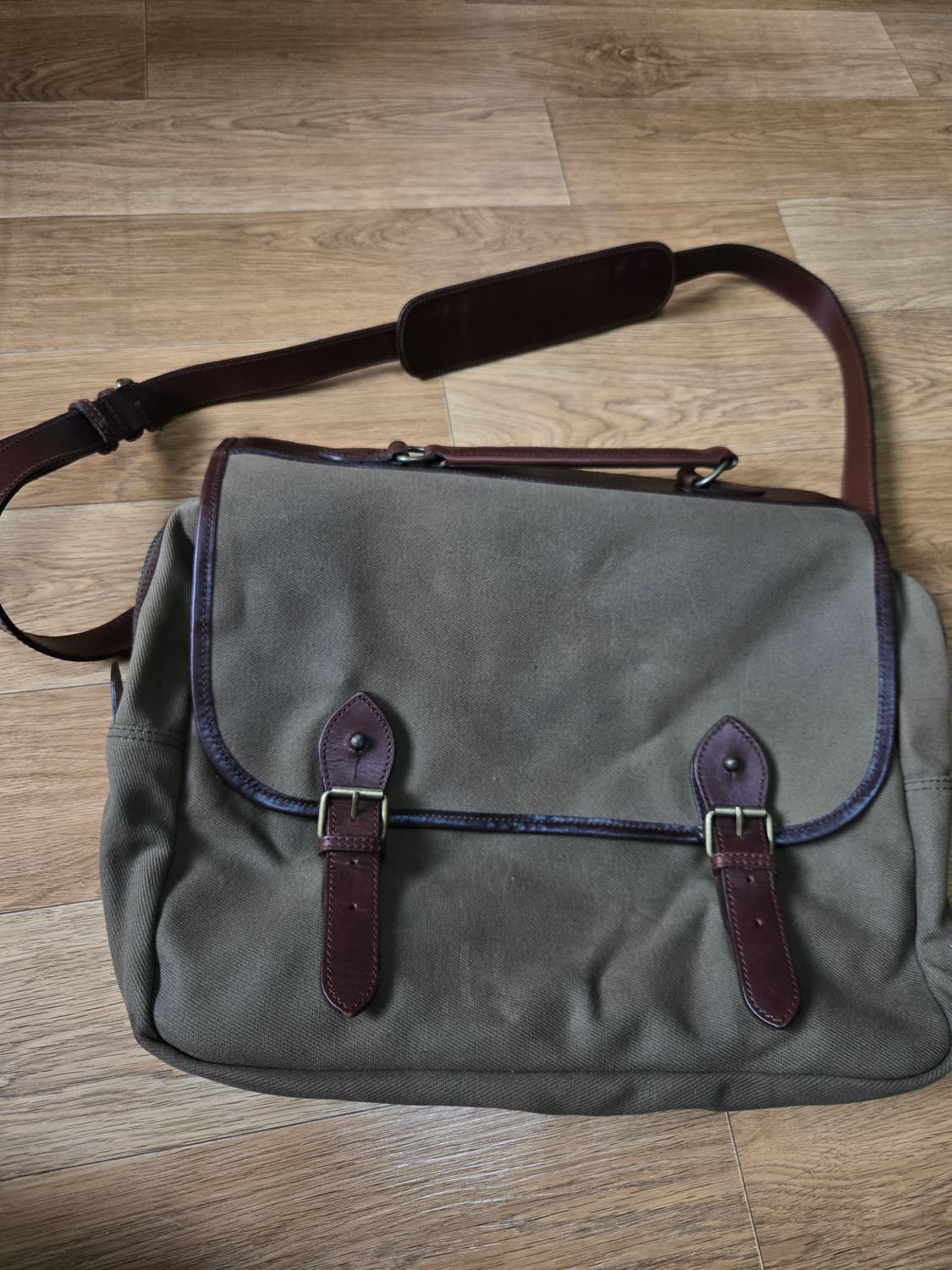 폴로 랄프로렌 레더 트랩 캔버스 메신저백 상품이미지1