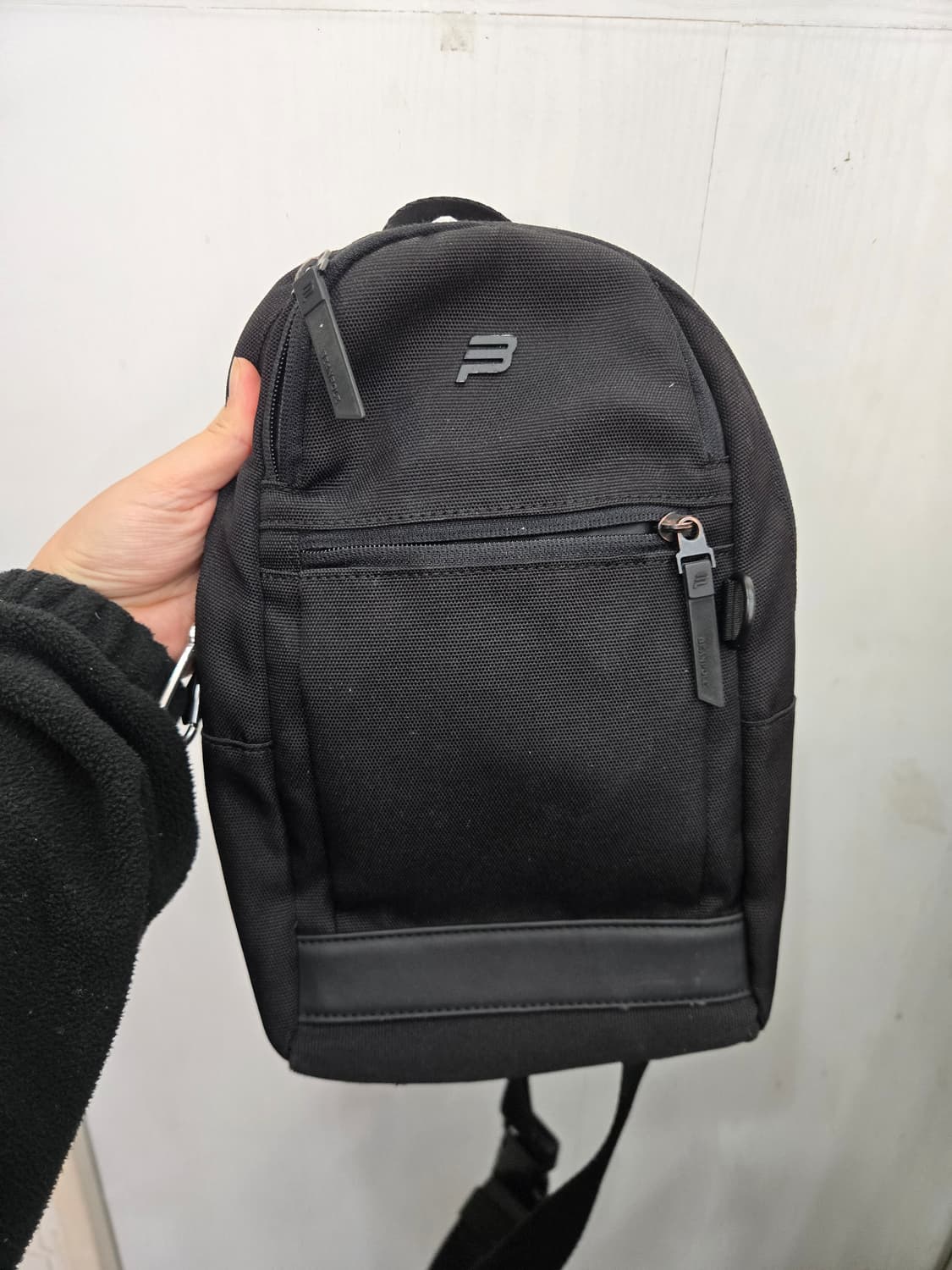 BEAN POLE 빈폴 힙색 가방! 올블랙 색상! 상품이미지1