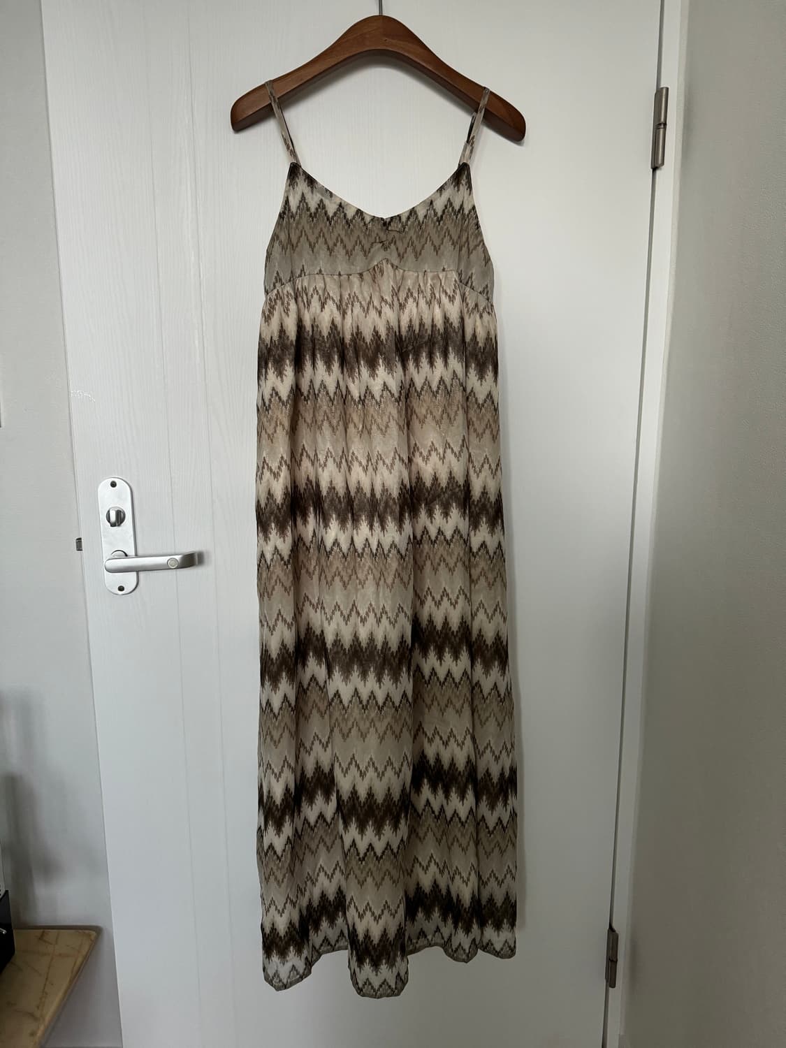 Earth Zigzag Slip Dress 상품이미지1