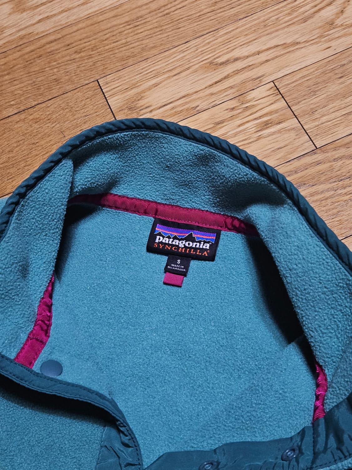 파타고니아 신칠라 플리스 풀오버 블루/라임 우먼 후리스 상품이미지3