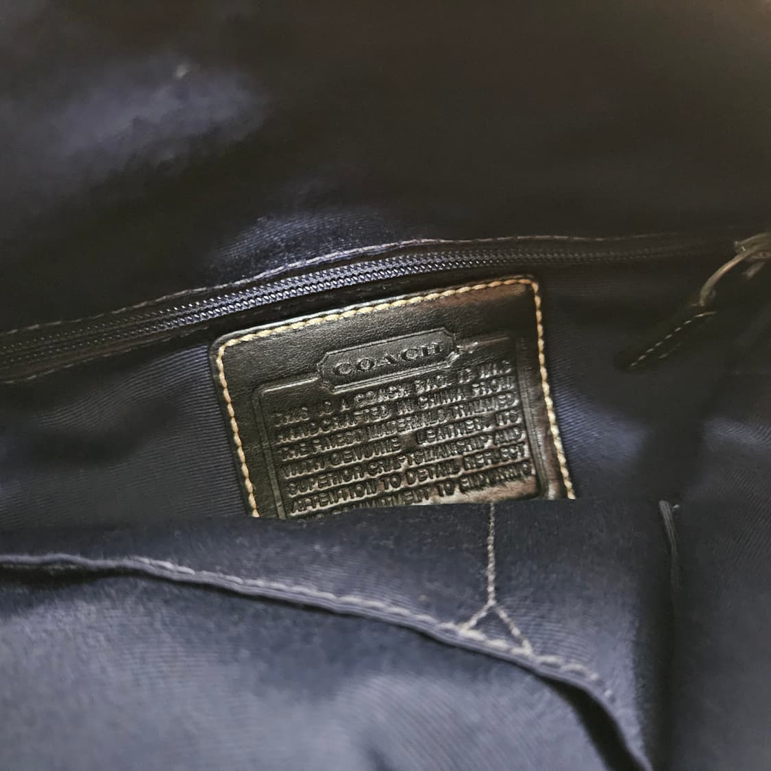 Coach 9362 코치 시그니처 소프트 블랙 숄더백 상품이미지5