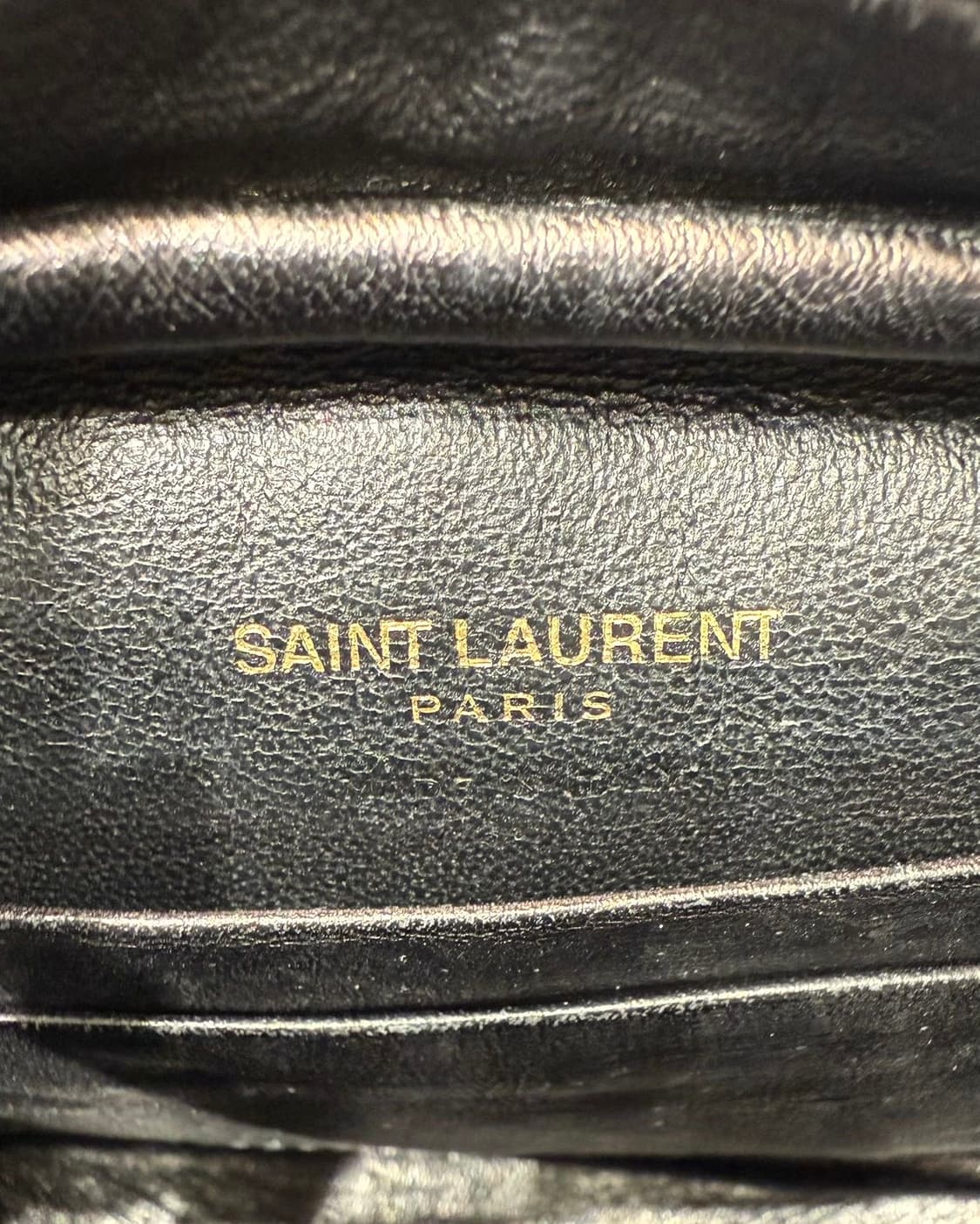 입생로랑 블랙 블로거 미니 크로스백 상품이미지9