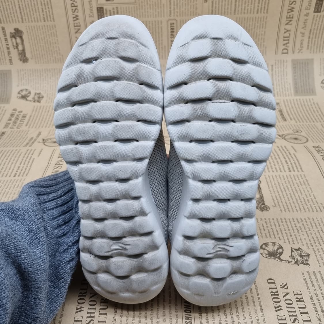 스케쳐스 기사 조이 여성슬립온240 상품이미지3