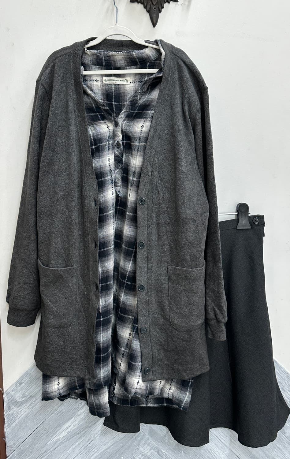 ☕️사와코의 체크 카페 데이트룩 코디세트☕️ 가디건 미디스커트 그레이 상품이미지2