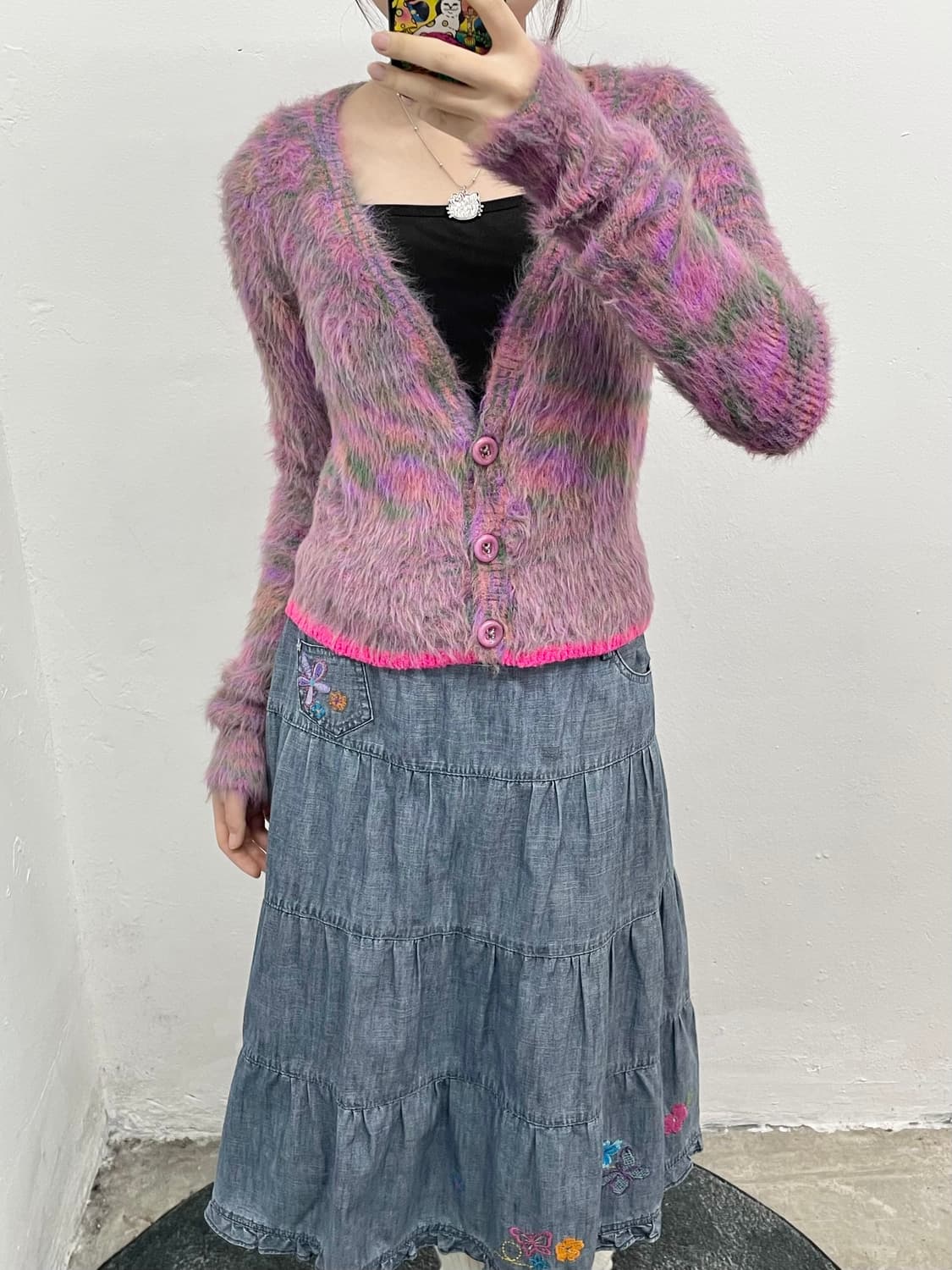 앤더슨벨 헤어리 버튼 가디건  상품이미지2