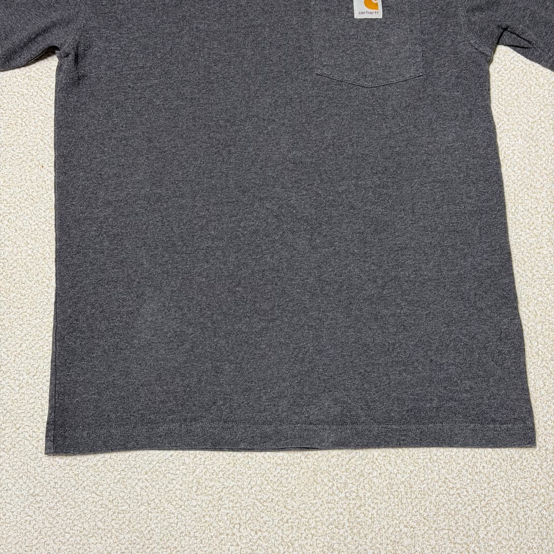 칼하트 S 포켓 로고 반팔티 상품이미지5