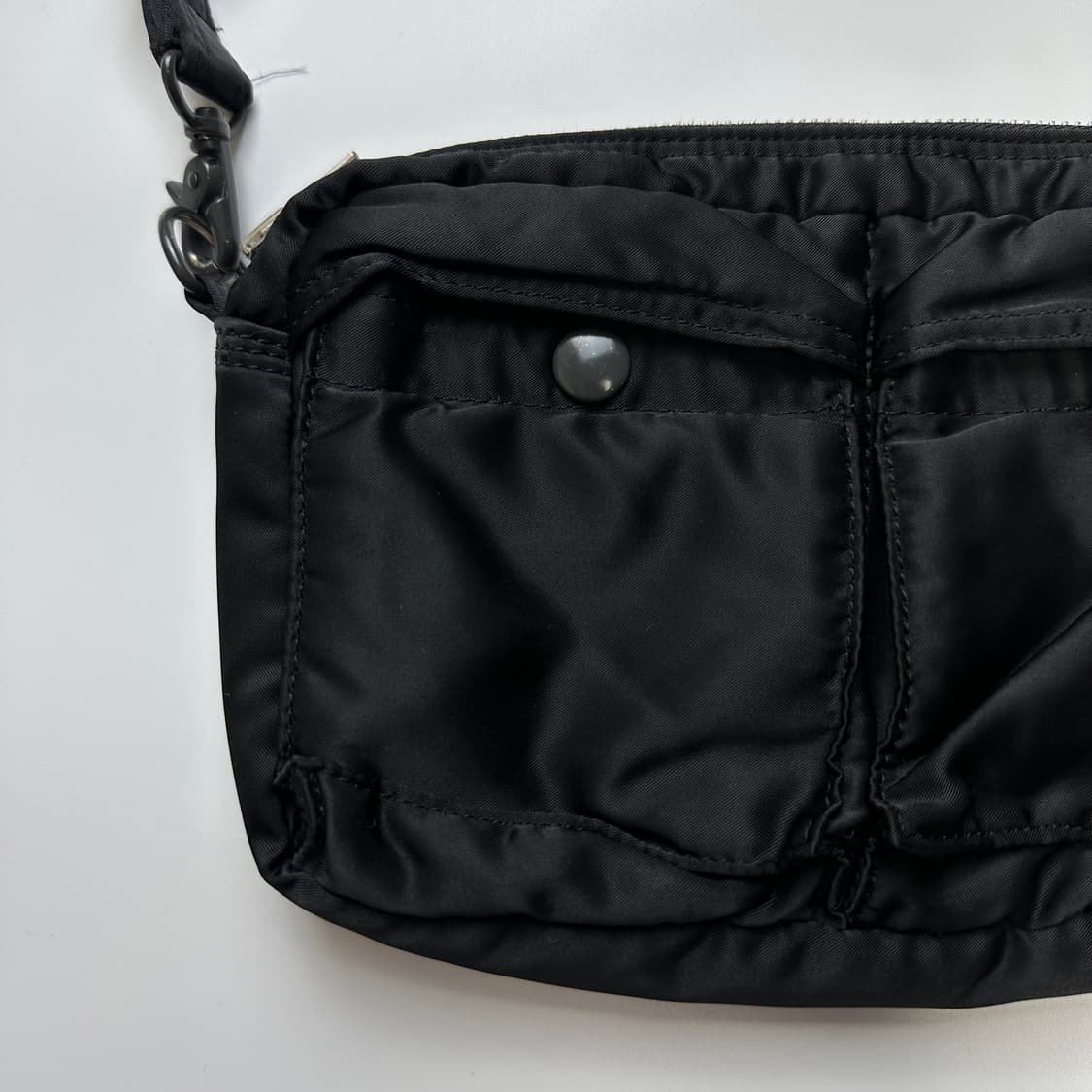 PORTER TANKER SHOULDER BAG 포터 탱커 숄더백 상품이미지3