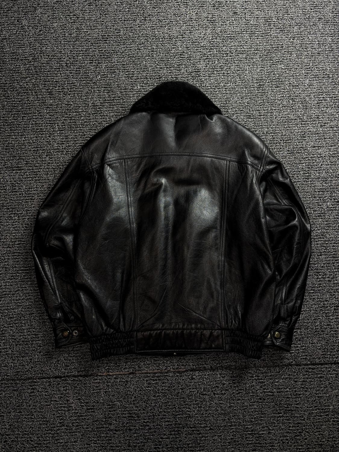 Grand 빈티지 램스킨 블랙 레더 봄버 무스탕 1472 상품이미지4