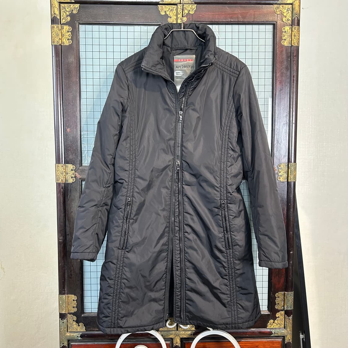 프라다 스포츠 나일론 패디드 코트 상품이미지3