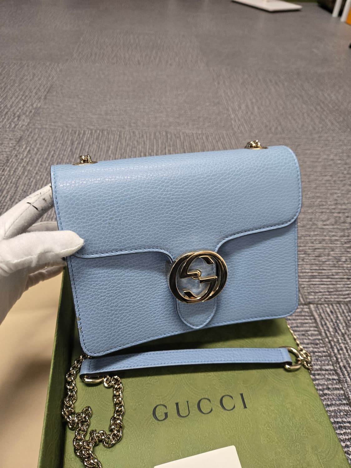 [특가][정품] 구찌 인터로킹 블루 숄더백 상품이미지1